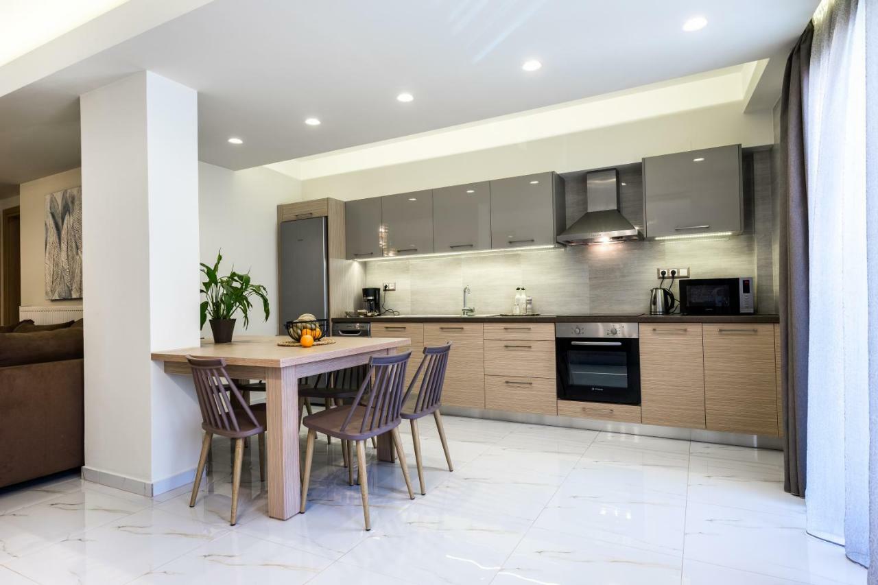 Lemar Luxury Apartments Херсонисос Екстериор снимка